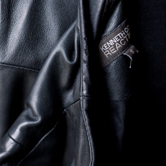 Black Leather Cropped Moto Jacket - Women's Size Small - Kenneth Cole Reaction - Picture 7 of 11